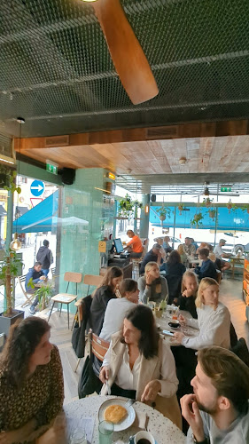 Largo de Alberto Pimentel 4, 4050-214 Porto