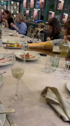 Lago - Gastronomia e hotelaria