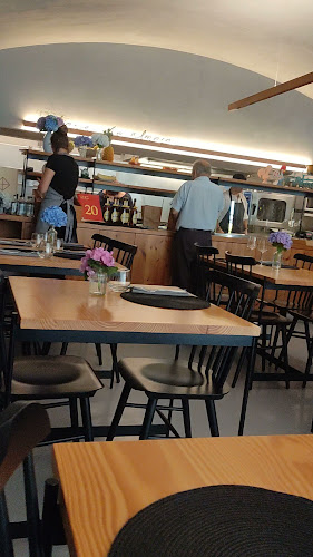 Opinii despre hora do almoço în Trofa - Gastronomia e hotelaria