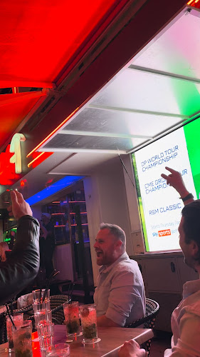 Meet Bar - Gastronomia e hotelaria