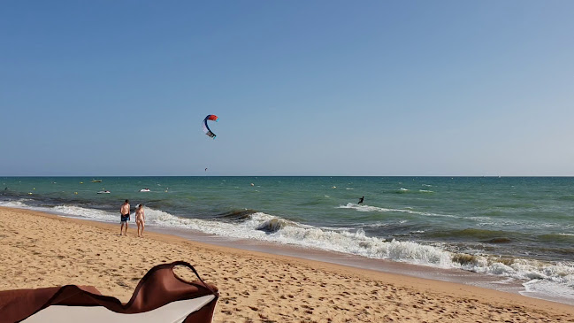 Julia’s restaurant,beach bar & lounge - Gastronomia e hotelaria