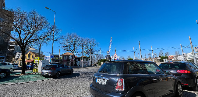 R. França Júnior 15, 4450-718 Matosinhos