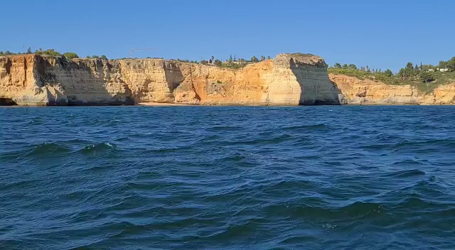 Cletonina - Gastronomia e hotelaria