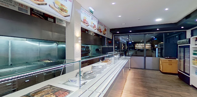 Reviews of Roberto`s Chicken piri-piri in Albufeira - Gastronomia e hotelaria