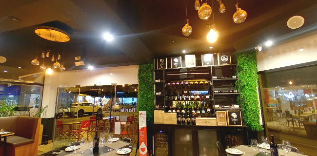 Comments and reviews of Bottle . Wine and Food