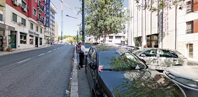 Av. Duque de Loulé 22b, 1050-085 Lisboa