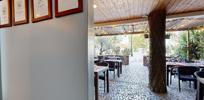 Av. Dr. Francisco Barahona 6 8, 7005-150 Évora