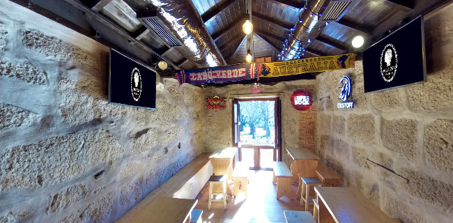 Campo dos Mártires da Pátria n°58, 4050-366 Porto