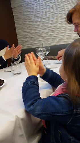 R. Ló Ferreira 239, 4450-177 Matosinhos