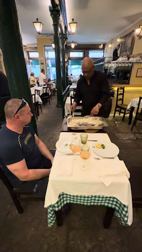 Opinii despre Postigo do Carvão Restaurante în Porto - Gastronomia e hotelaria