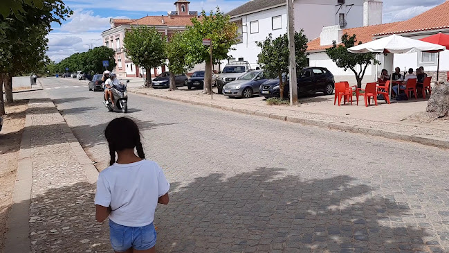 Café-restaurante Clube Náutico - Gastronomia e hotelaria