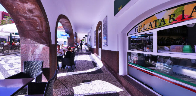 Opinii despre Alpendre do Carmo în Funchal - Gastronomia e hotelaria