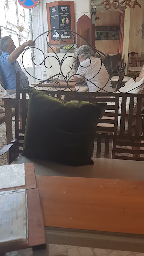 Bora Café - Gastronomia e hotelaria