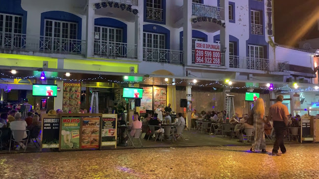 https://pt-pt.facebook.com/pages/category/Bar/Vertigo-Bar-Kitchen-335334980289197/