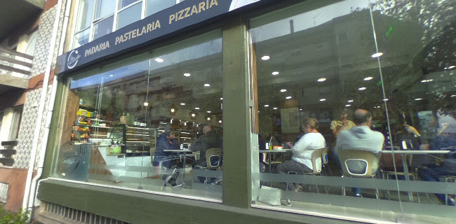 Pão Quentinho - Esgueira