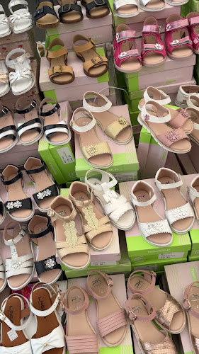 Comentarii opinii despre Feira da Estela