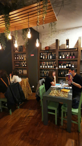 Emporium Mercearia & Pub - Gastronomia e hotelaria
