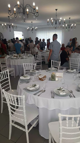 Opinii despre Cristina în Oliveira do Hospital - Gastronomia e hotelaria