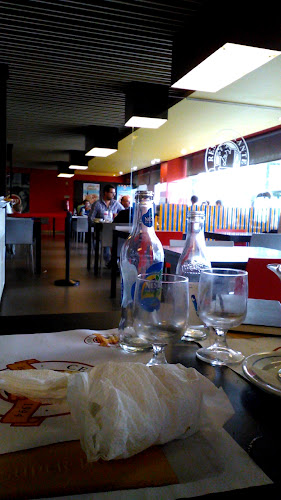 Opinii despre Farol da Póvoa de Varzim în Póvoa de Varzim - Gastronomia e hotelaria