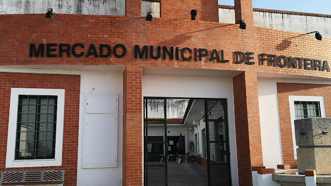 Mercado Municipal de Fronteira - Gastronomia e hotelaria