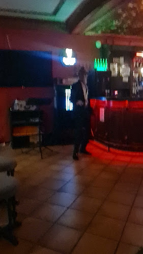 Chicago's Lounge Bar