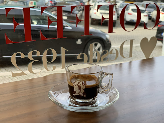 R. França Júnior 51, 4450-135 Matosinhos