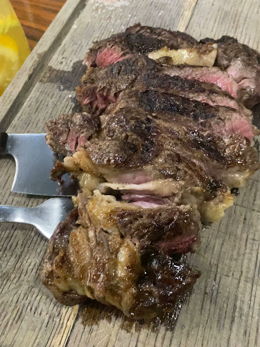 Largo Almeida Moreira 13, 3500-163 Viseu