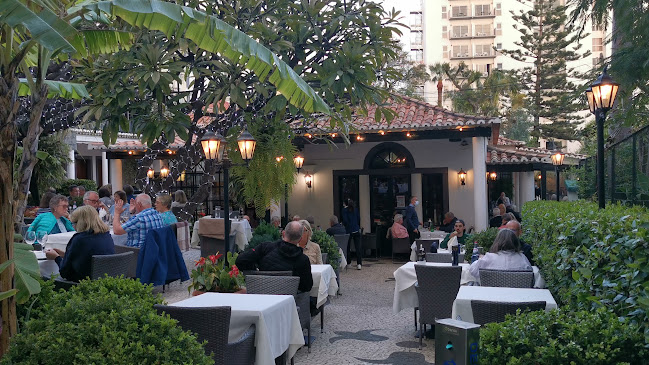 Opinii despre O Dragoeiro în Funchal - Gastronomia e hotelaria