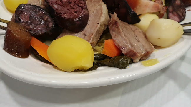 Opinii despre As 3 Casinhas Pastelaria Restaurante în Sacavém - Gastronomia e hotelaria