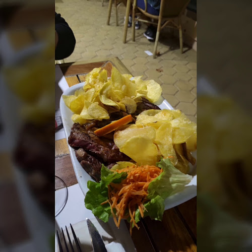 Opinii despre Grelhados do Candal în Vila Nova de Gaia - Gastronomia e hotelaria