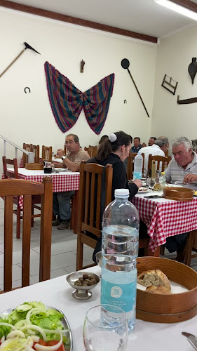 Opinii despre Café Churrasqueira O Barril în Ourém - Gastronomia e hotelaria