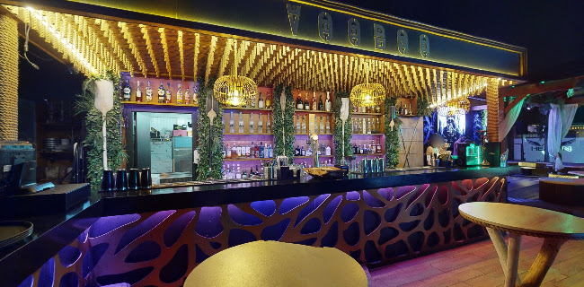 Voodoo Rooftop Bar - Gastronomia e hotelaria