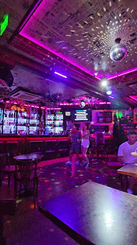 Av. Sá Carneiro 55, 8200-340 Albufeira