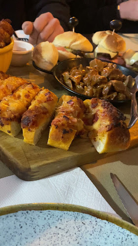 Reviews of 3 Copos - Tapas e Vinhos in Apúlia - Gastronomia e hotelaria