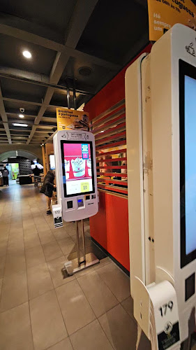 McDonald's - Av. Roma - Lisboa