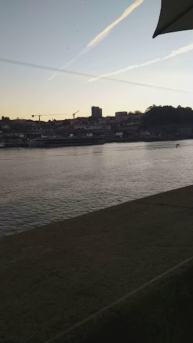 Opinii despre Muralha do Rio în Porto - Gastronomia e hotelaria