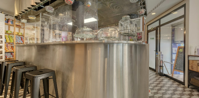 R. Sousa Aroso 610, 4450-287 Matosinhos