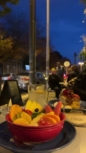 Reviews of Negra Café Boavista in Porto - Gastronomia e hotelaria