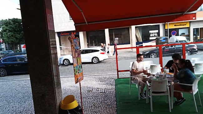 Opinii despre Padaria e Pastelaria Sra. De Guadalupe 3 în Esposende - Gastronomia e hotelaria