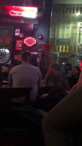 HD Bar to Be Wild - Porto