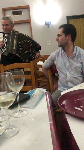 Opinii despre Churrasqueira Restaurante Bom Retiro în Valbom - Gastronomia e hotelaria