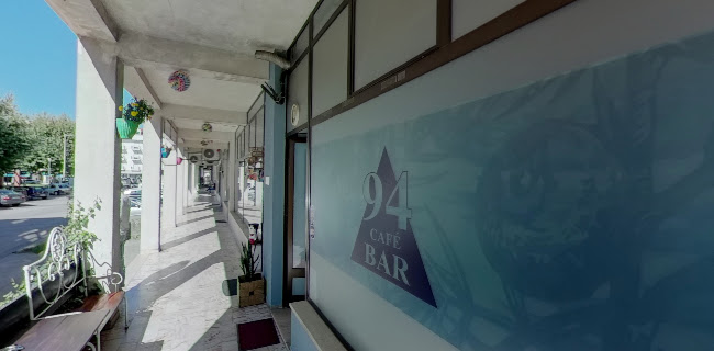 94 Café Bar