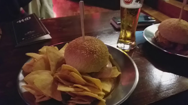 Opinii despre HD Bar to Be Wild în Porto - Gastronomia e hotelaria