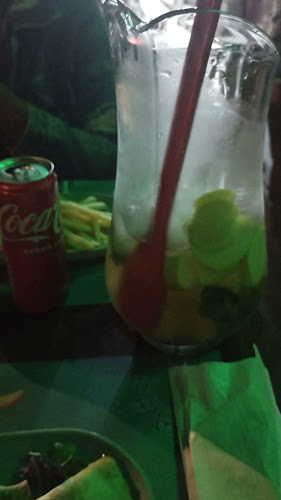 Opinii despre Tiki Taka Bar în Porto - Gastronomia e hotelaria