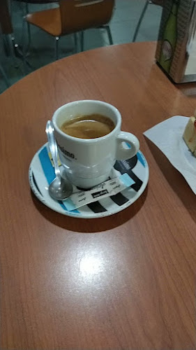 Opinii despre Café e Pão Quente "Lis Doce" în Leiria - Gastronomia e hotelaria