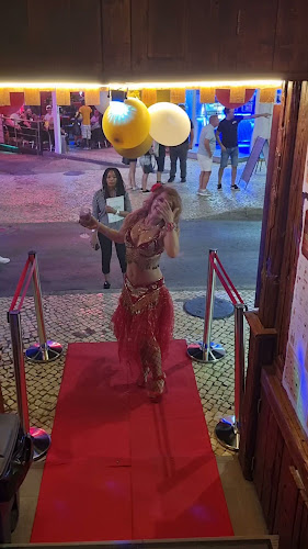 Opinii despre Kat's Rooftop pub Albufeira în Albufeira - Gastronomia e hotelaria