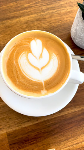 Opinii despre Asante Boutique Coffee Roasters în Costa da Caparica - Gastronomia e hotelaria