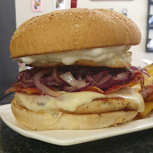 Opinii despre Bueda Fome Burger House în Corroios - Gastronomia e hotelaria