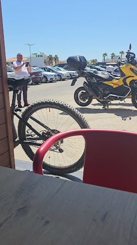 Comentarii opinii despre Snack Bar Pirata.