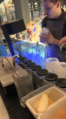 Opinii despre The Gin House în Porto - Gastronomia e hotelaria